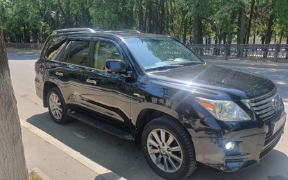 Lexus  lx570